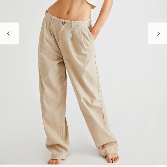 Free People, NWT, Addy Chino, Size 0, khaki color - Picture 1 of 4